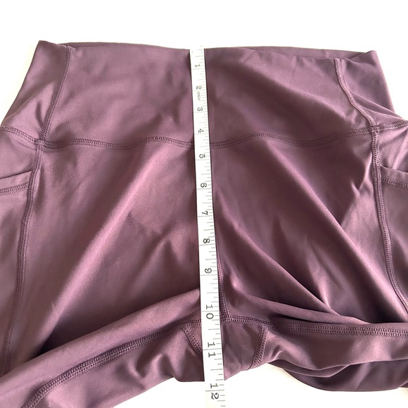 Zyia Active Pocket Light N Tight Plum High Rise Capri Leggings - Picture 8 of 9